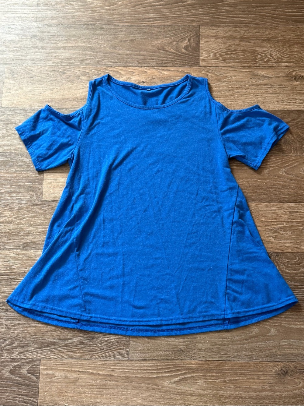 Blue Cold Shoulder Short Sleeve Top Medium